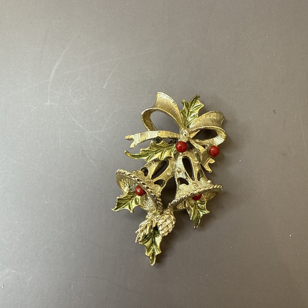Vintage Gerry's Christmas Bells and Holly Brooch Gold Tone Pin